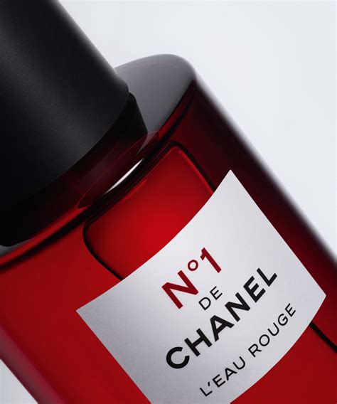 no1 de chanel l'eau rouge|chanel revitalizing fragrance mist.